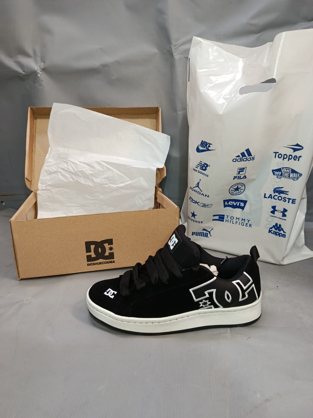 Zapatillas DC Court Graffik Importadas